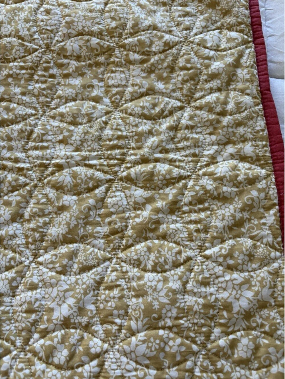Martha Stewart Collection Cabin Flowers Shams Standard 21.5x27” Cotton Quilted